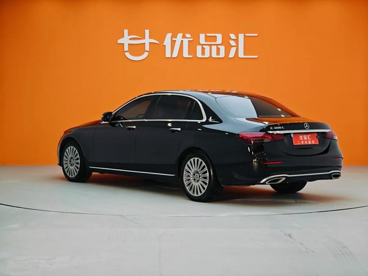 奔馳 奔馳E級(jí)  2021款 改款 E 300 L 尊貴型圖片