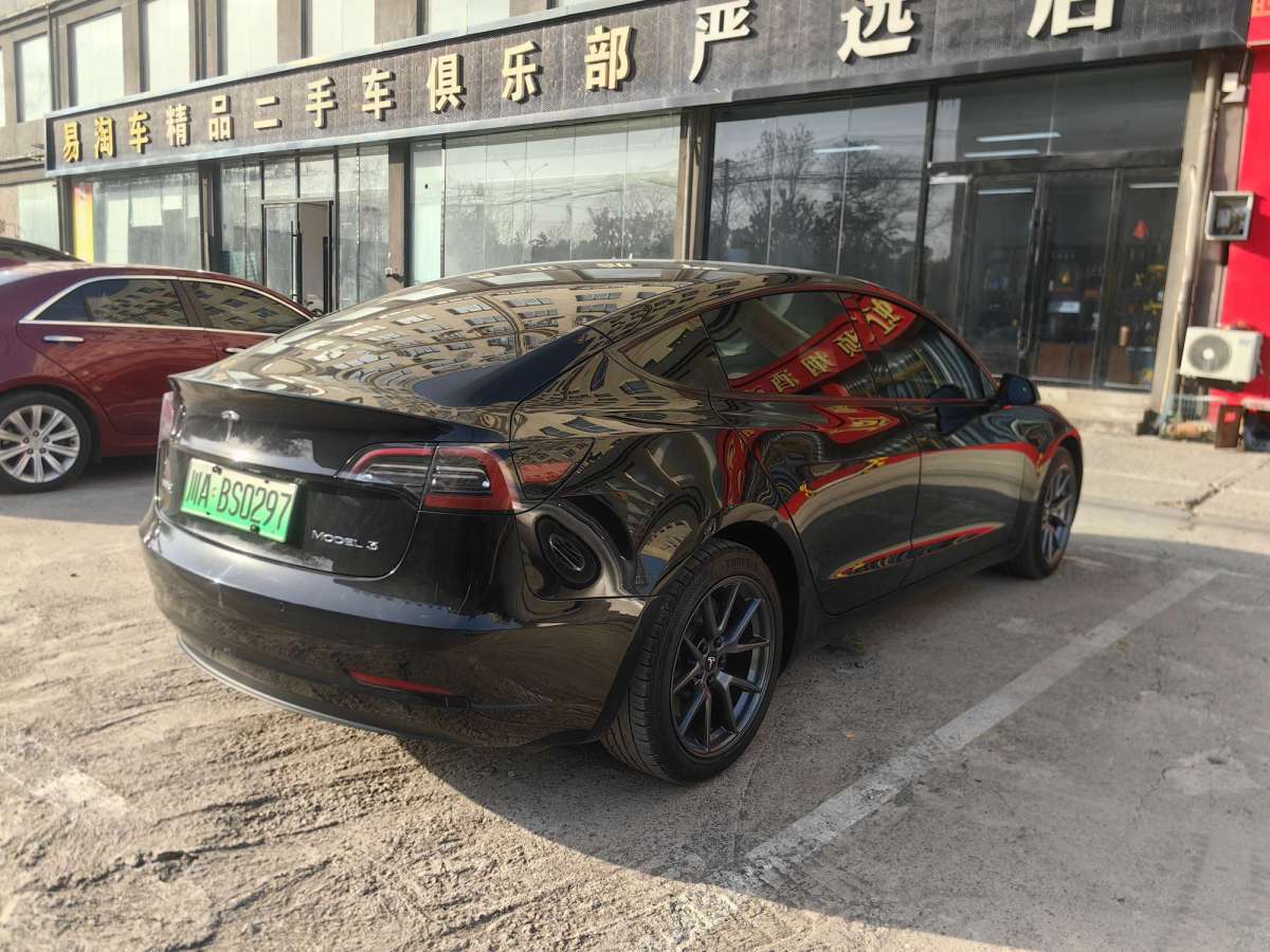 特斯拉 Model 3  2022款 后輪驅(qū)動版圖片