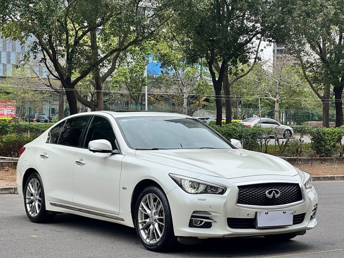 英菲尼迪 Q50L  2016款 2.0T 進取版圖片