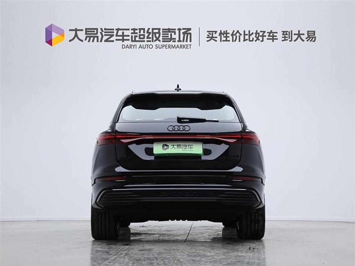 奧迪 奧迪Q5 e-tron  2023款 40 e-tron 閃耀型 機甲套裝圖片