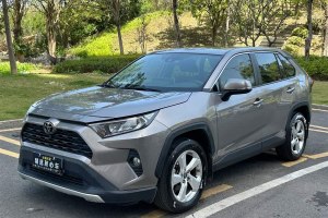 RAV4榮放 豐田 2.0L CVT兩驅(qū)風(fēng)尚版