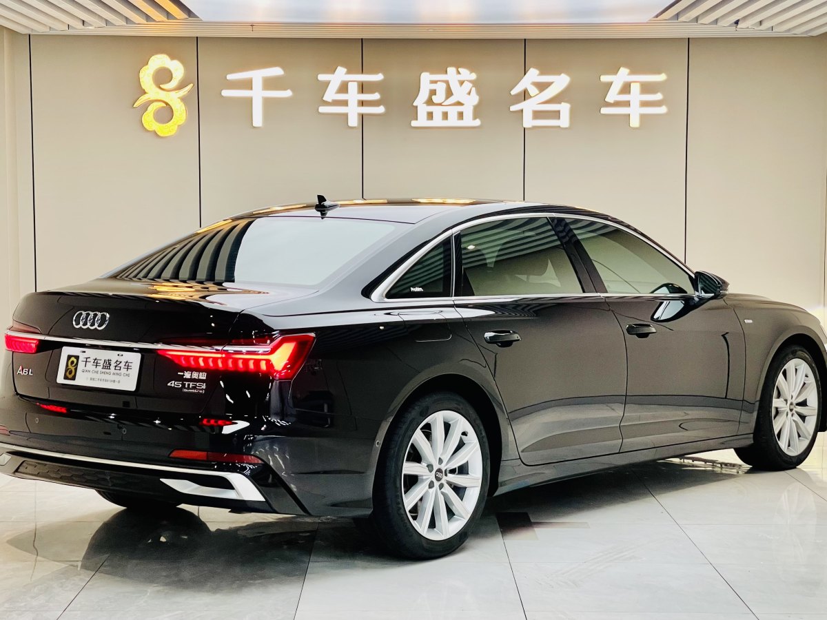奧迪 奧迪A6L  2024款 45 TFSI 臻選動感型圖片