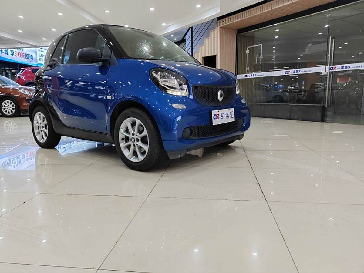 smart fortwo  2015款 1.0L 52千瓦硬頂靈動(dòng)版圖片