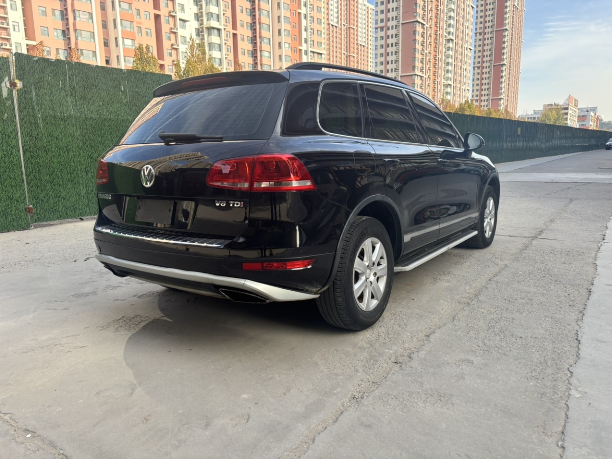 大眾 途銳  2015款 3.0TDI 柴油標(biāo)配型圖片