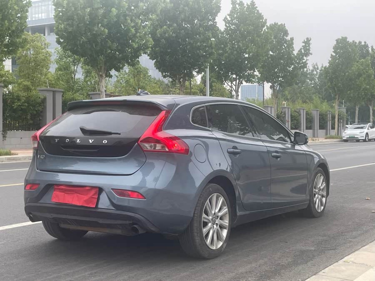 沃爾沃 V40  2013款 2.0T 智逸版圖片
