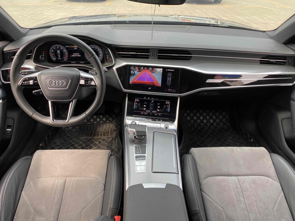 奧迪 奧迪A6L  2023款 改款 40 TFSI 豪華動感型圖片