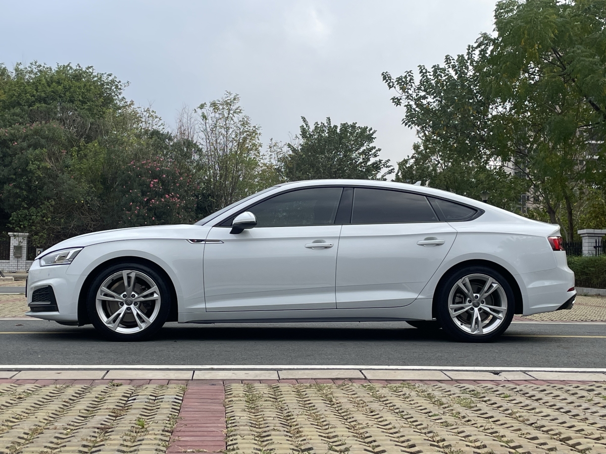 奧迪 奧迪A5  2019款 Sportback 40 TFSI 時尚型圖片