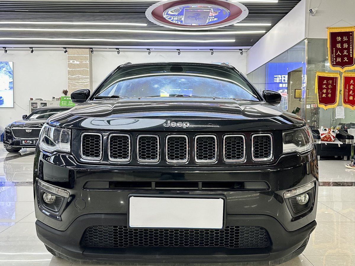 Jeep 指南者  2019款  220T 自動(dòng)悅享版圖片