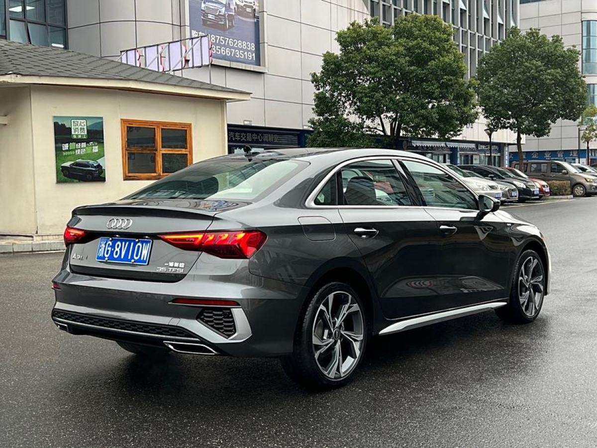 奧迪 奧迪A3  2023款 改款 Sportback 35 TFSI 豪華運(yùn)動(dòng)型圖片