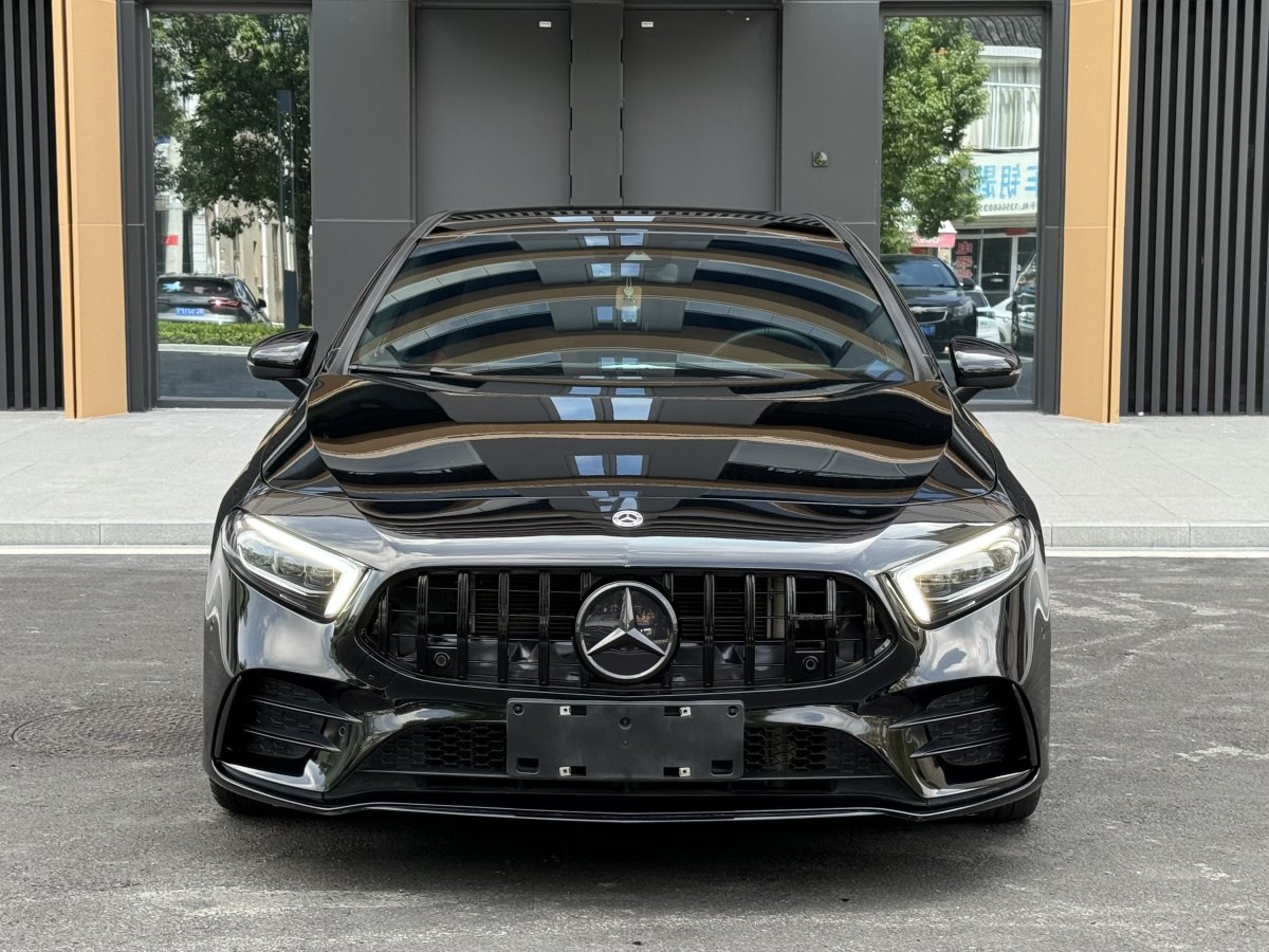 奔馳 奔馳A級(jí)AMG  2022款 AMG A 35 4MATIC圖片