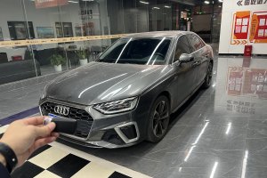 奧迪A4L 奧迪 40 TFSI 時尚動感型