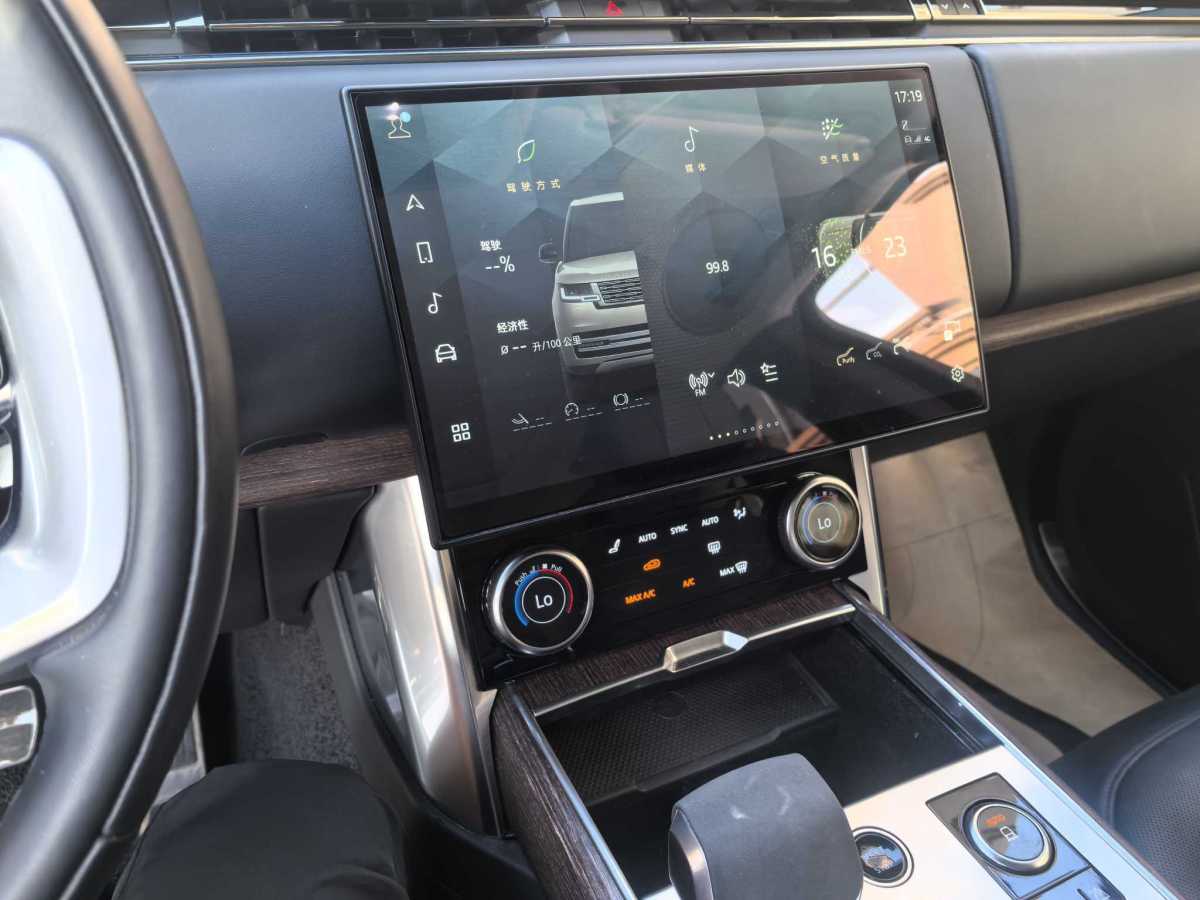 路虎 攬勝  2023款 3.0 L6 360PS 盛世版圖片