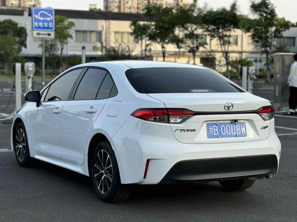 豐田 雷凌  2023款 TNGA 1.5L CVT進(jìn)取版圖片