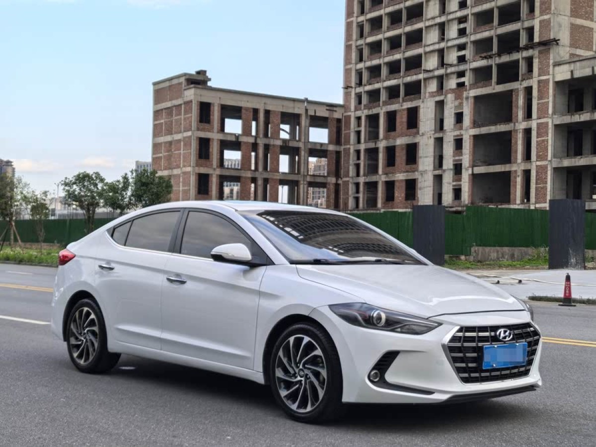 現(xiàn)代 領(lǐng)動(dòng)  2019款 1.5L CVT智炫?精英型圖片