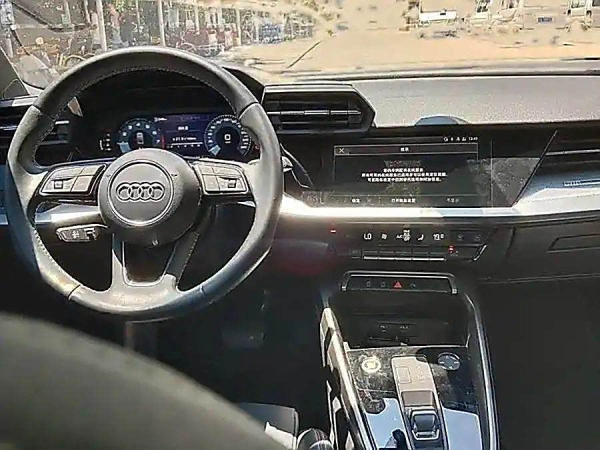 奧迪 奧迪A3  2021款 Sportback 35 TFSI 進(jìn)取致雅型圖片