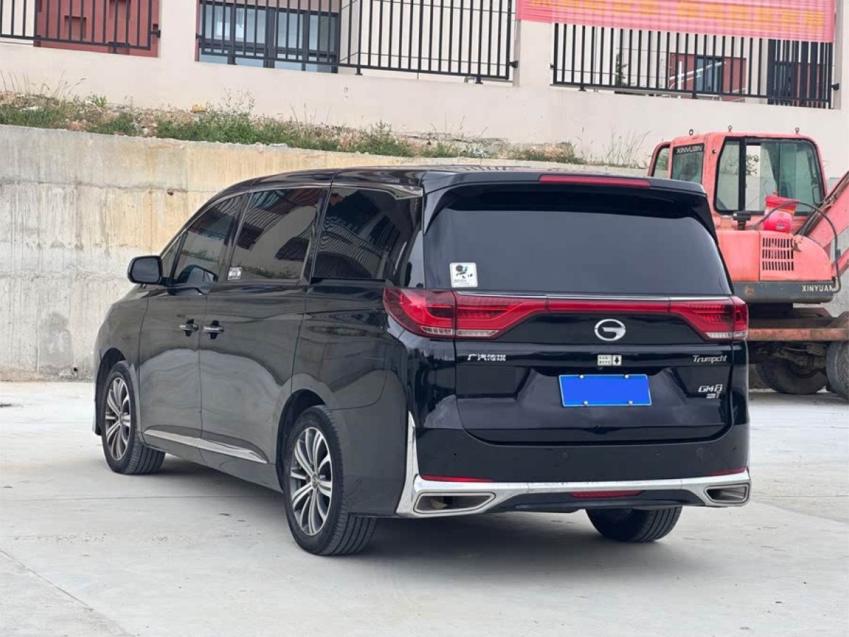 廣汽傳祺 M8  2018款 320T 尊貴版圖片