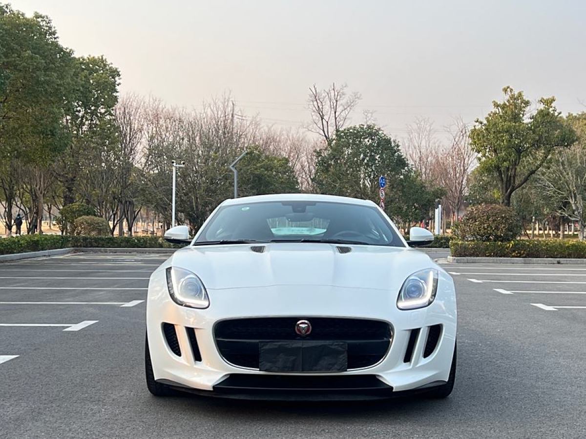 捷豹 F-TYPE  2015款 3.0T 硬頂版圖片