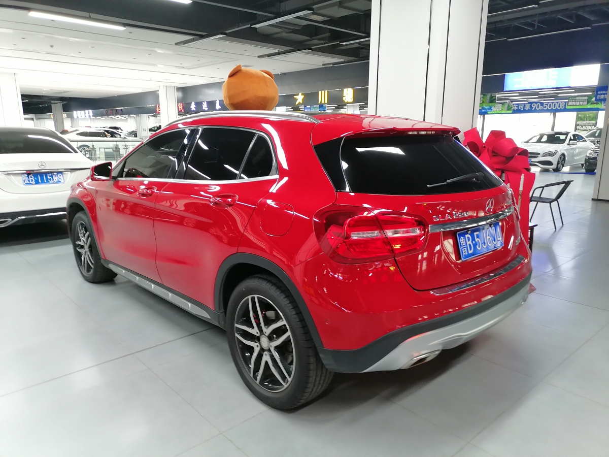 奔馳 奔馳GLA  2016款 GLA 220 4MATIC 時尚型圖片