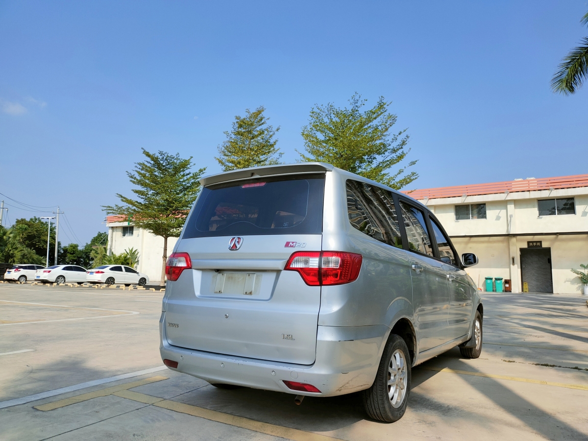 2015年5月北汽威旺 M20  2014款 1.5L实用型BJ415A