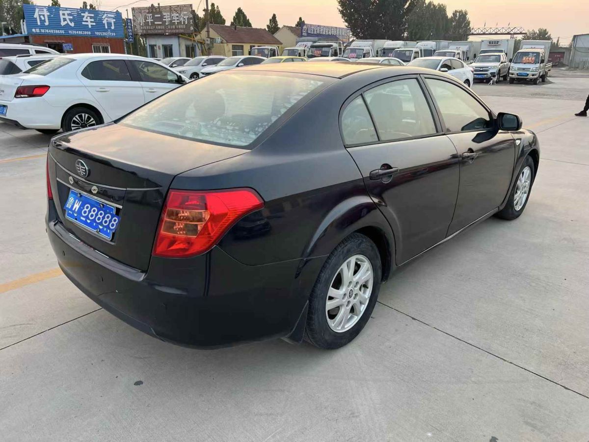 奔騰 B50  2011款 1.6L 手動時尚型圖片