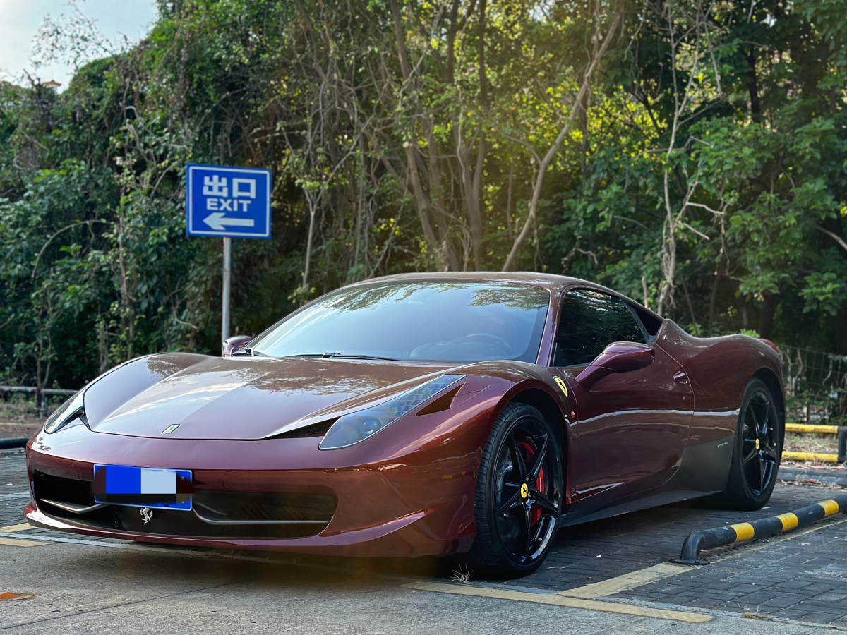 2012年3月法拉利 458  2011款 4.5L Italia