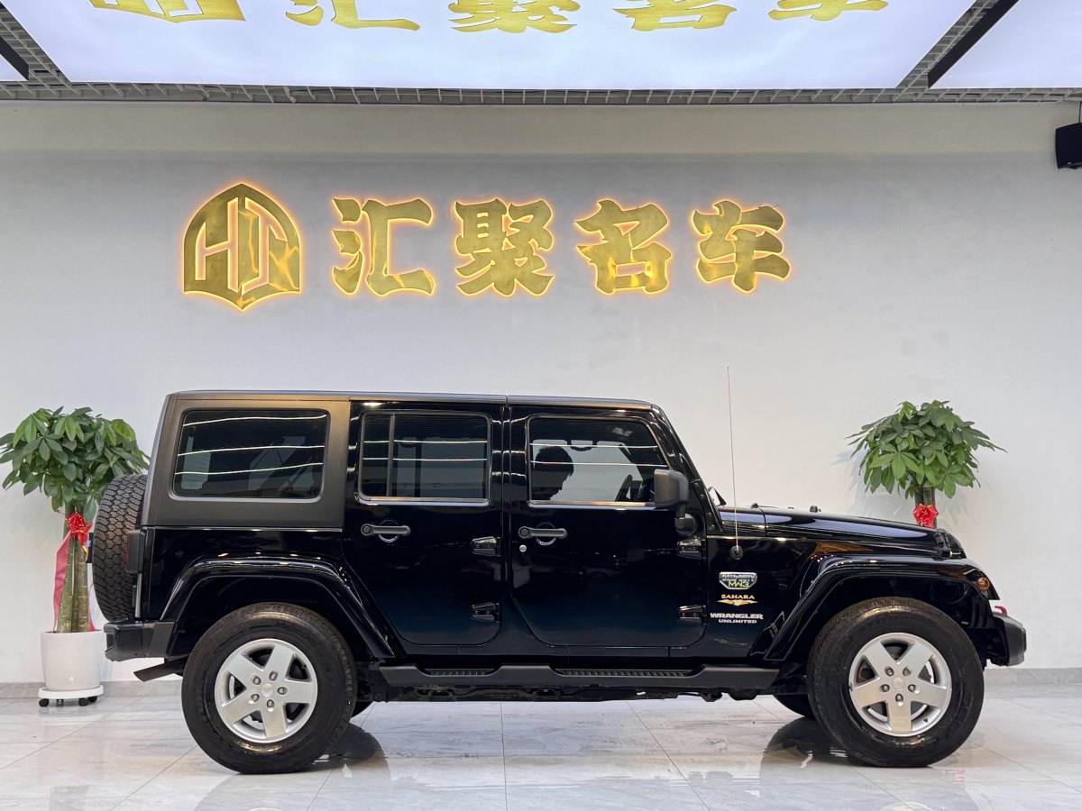 Jeep 牧馬人  2012款 3.6L Sahara 四門版圖片