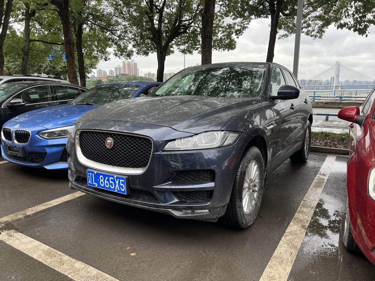 捷豹 F-PACE  2018款 2.0T 四驅(qū)都市尊享版圖片