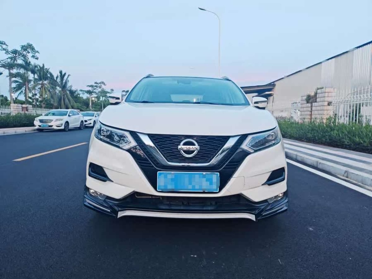 日產(chǎn) 逍客  2019款  2.0L CVT豪華版圖片