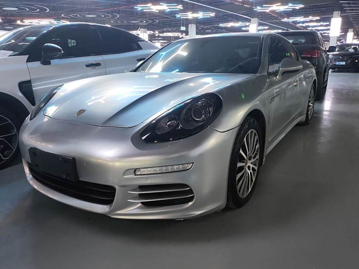 2015年2月保時捷 Panamera  2014款 Panamera 3.0T