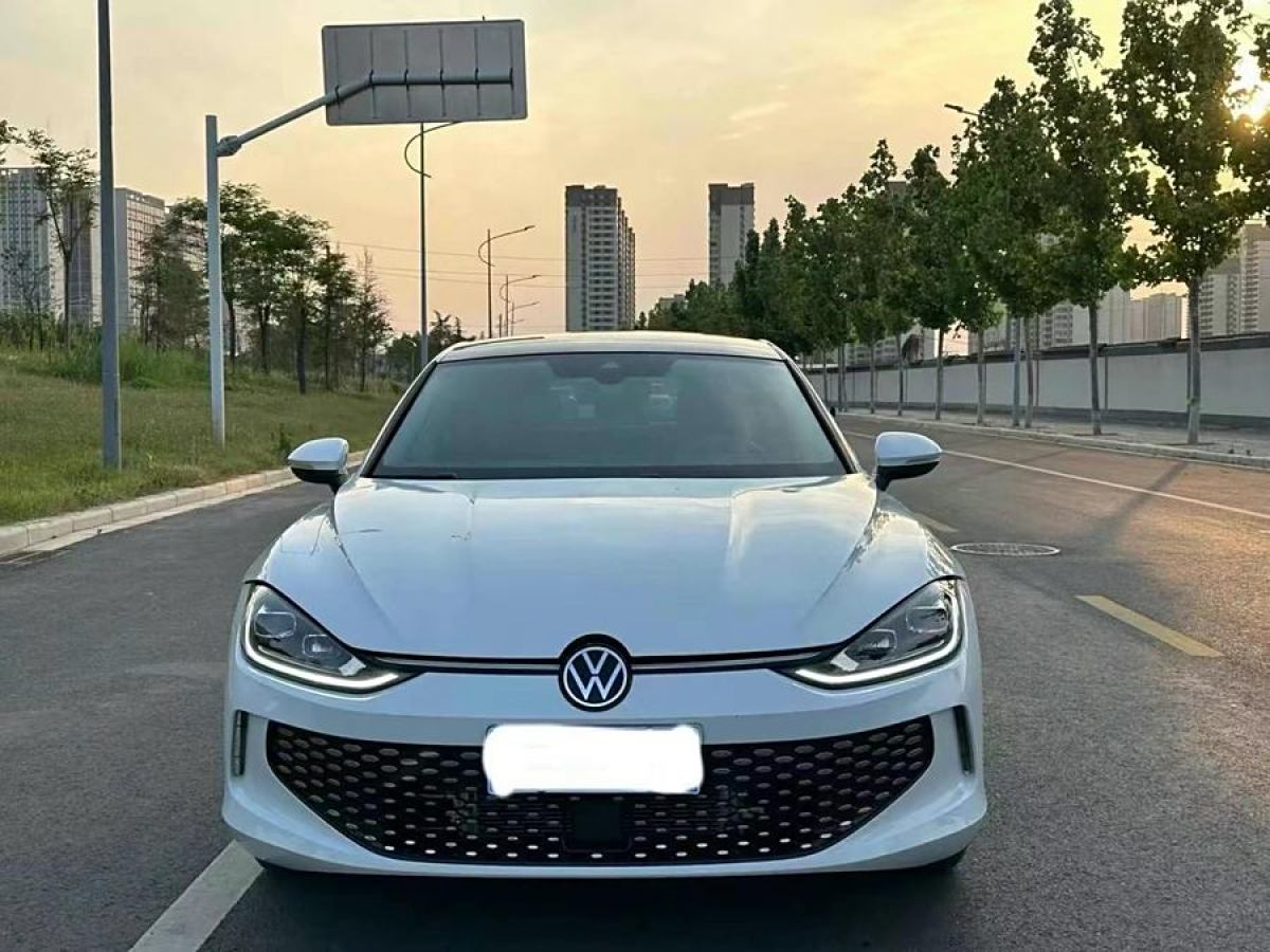 2023年8月大眾 凌渡  2024款 凌渡L 280TSI DSG潮辣版