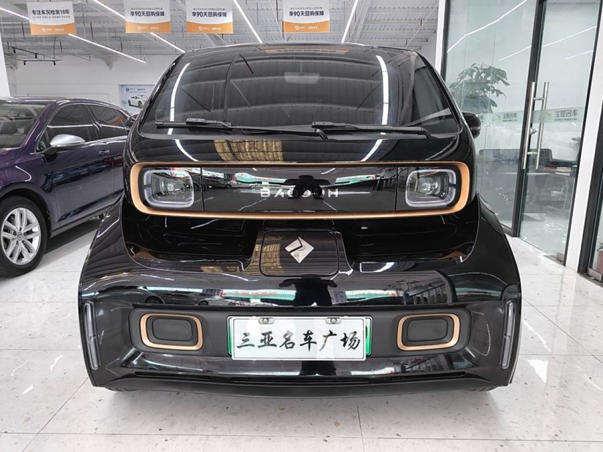 寶駿 寶駿KiWi EV  2022款 藝術(shù)家輕享版 三元鋰圖片