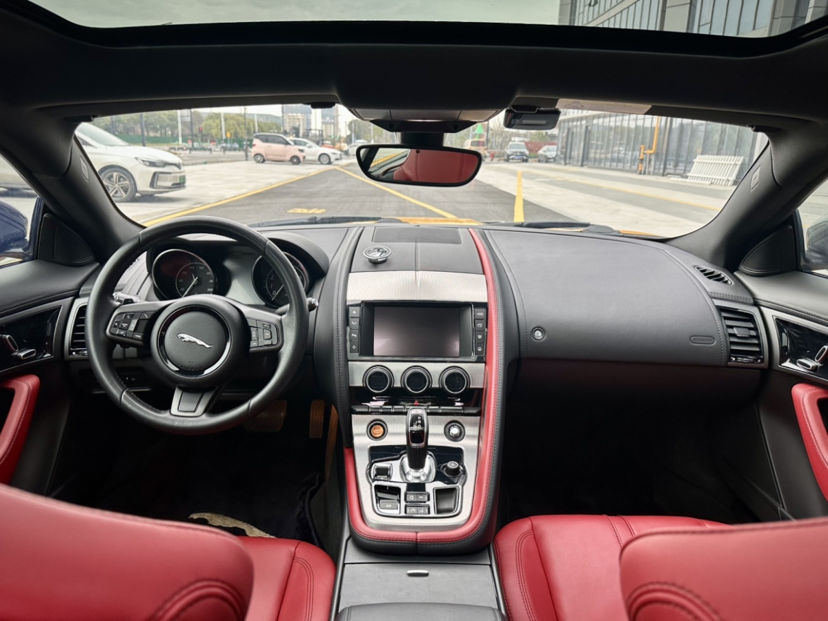 捷豹 F-TYPE  2016款 3.0T 硬頂版圖片