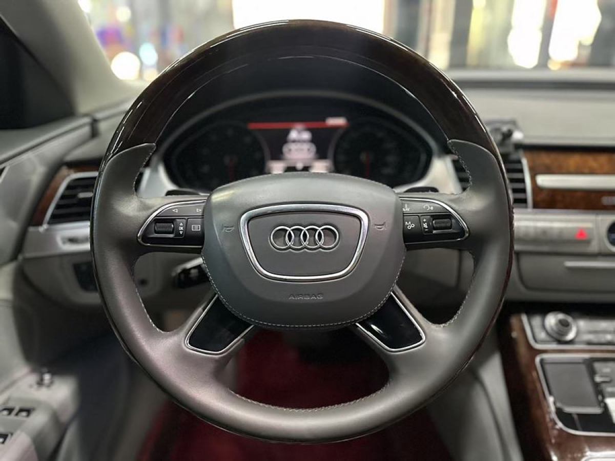 奧迪 奧迪A8  2012款 A8L 45 TFSI quattro豪華型圖片