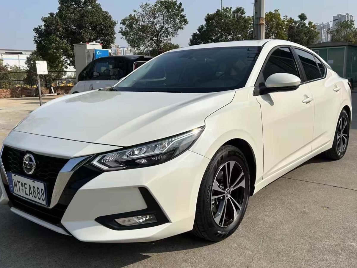 日產(chǎn) 軒逸  2020款 1.6L TOP CVT奢享版圖片