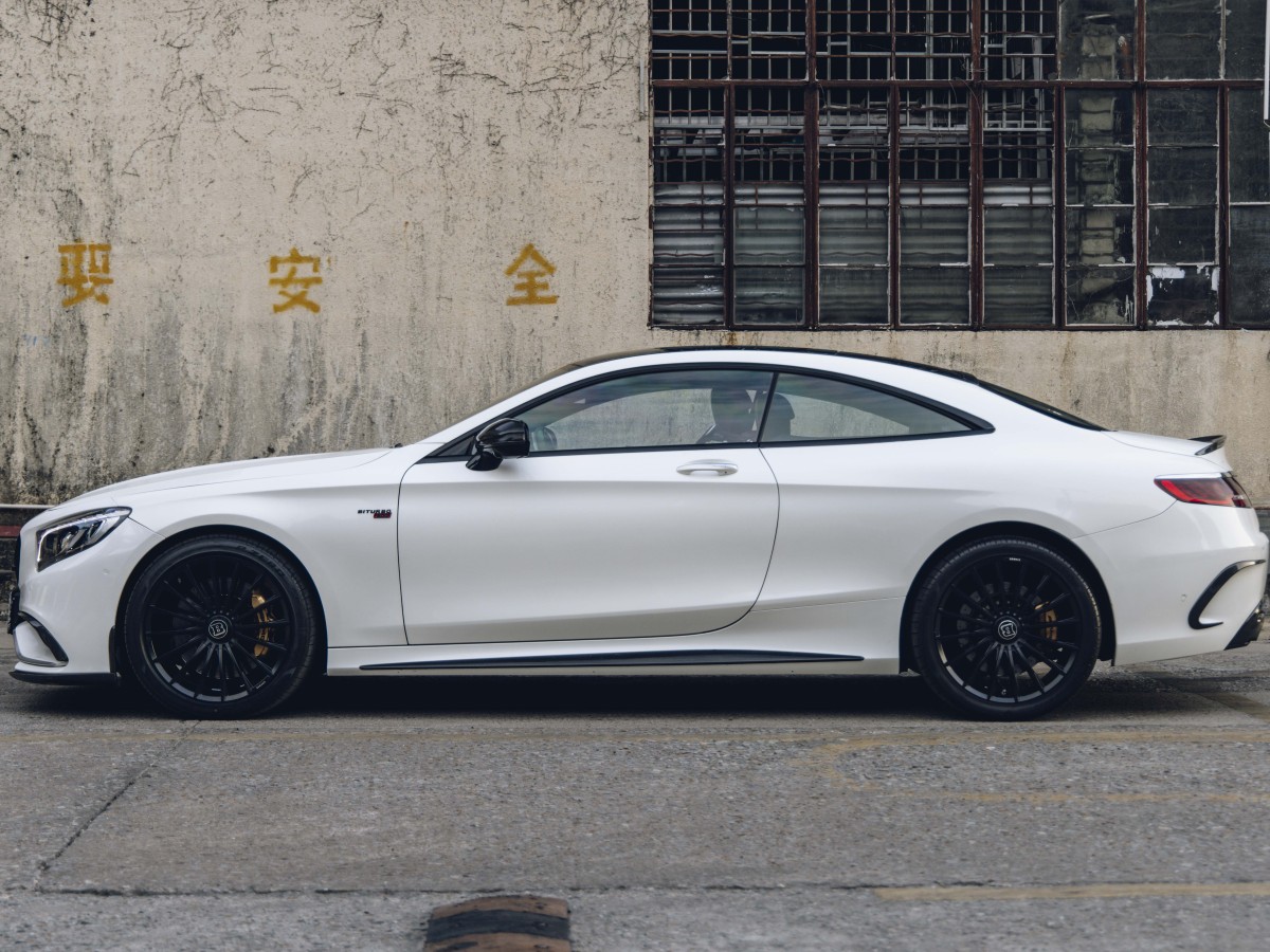 2015年12月奔馳 奔馳S級(jí)AMG  2015款 AMG S 63 4MATIC Coupe