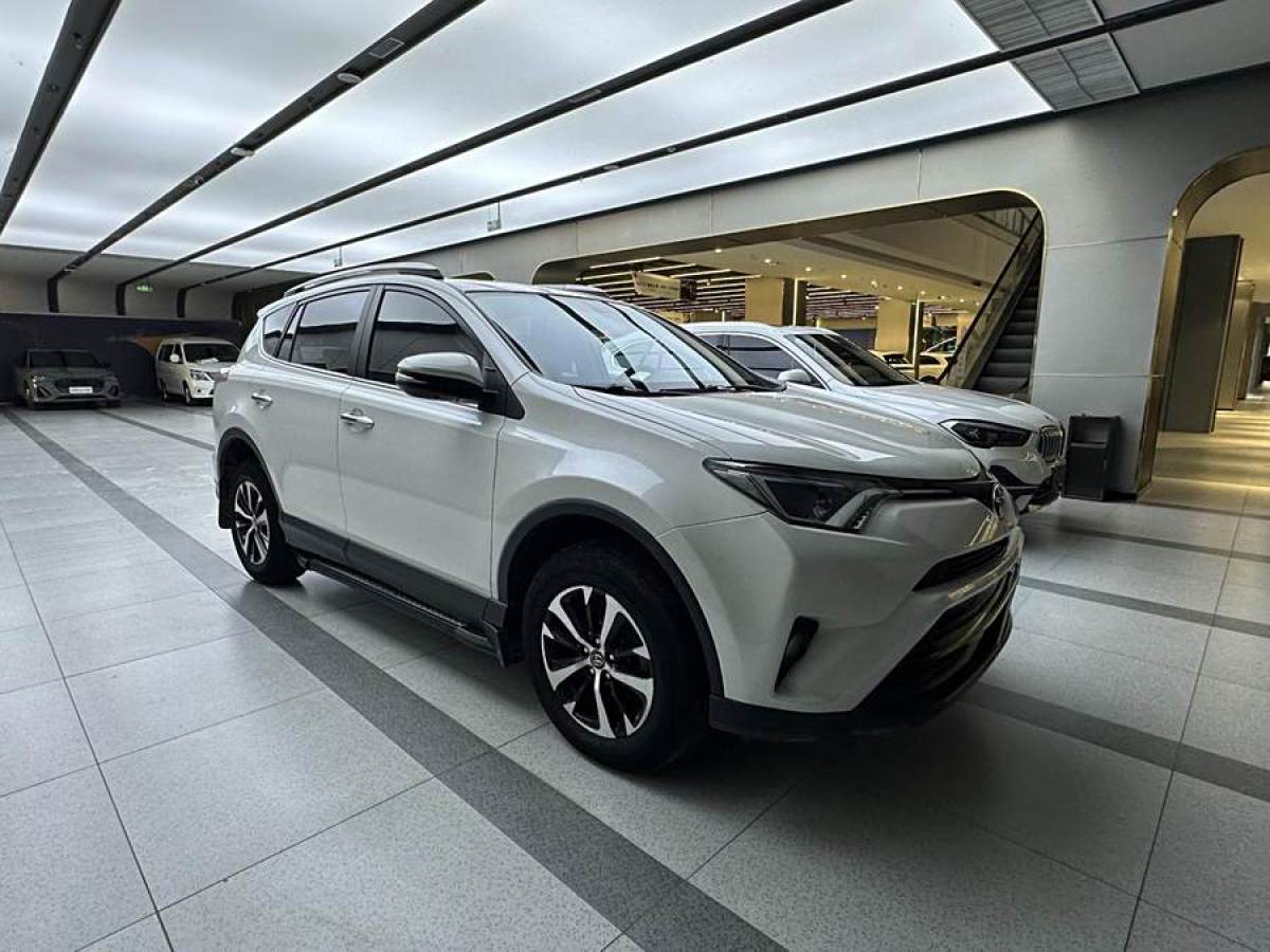 豐田 RAV4榮放  2016款 2.0L CVT兩驅(qū)舒適版圖片