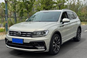 途觀L 大眾 改款 330TSI 自動兩驅(qū)R-Line越享版