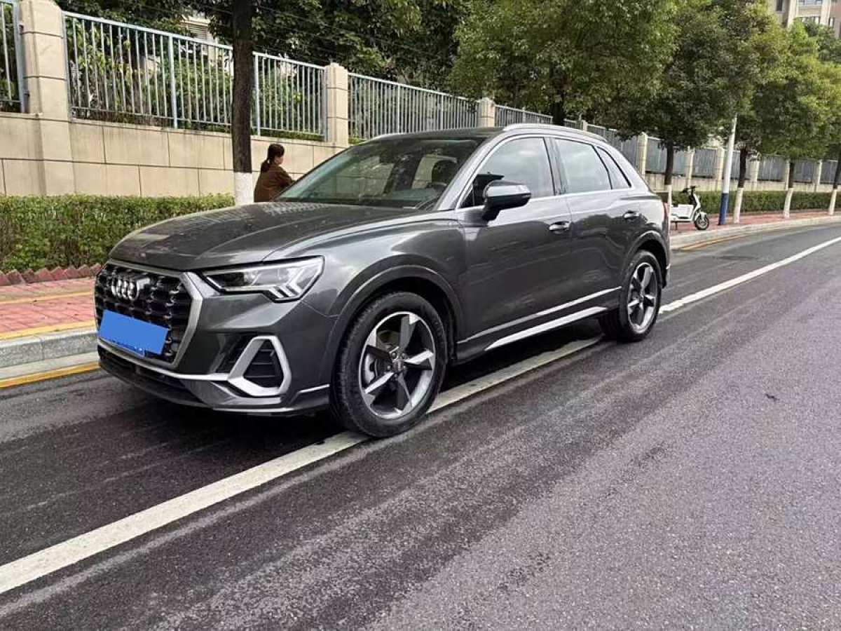 奧迪 奧迪Q3  2020款 35 TFSI 時(shí)尚動(dòng)感型圖片