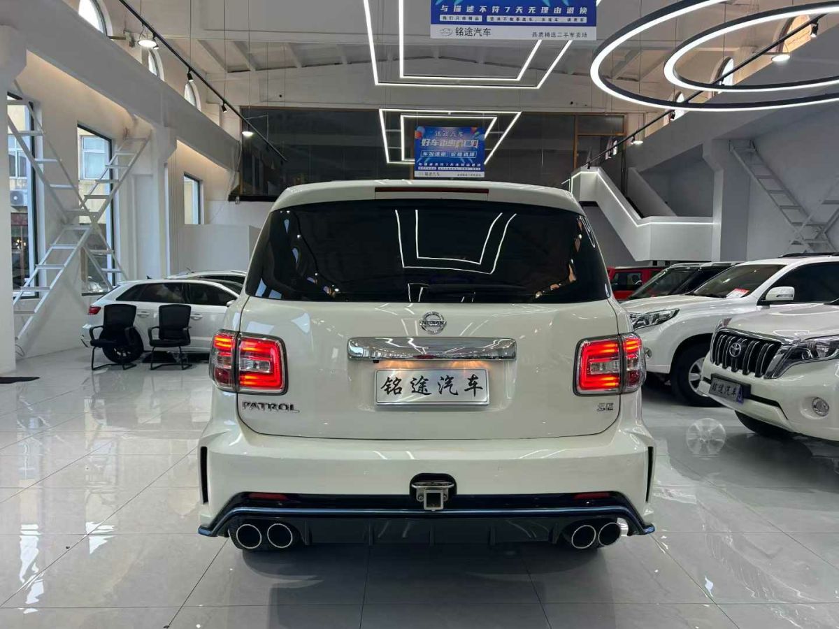 日產(chǎn) 途樂  2018款 4.0L 旗艦型圖片