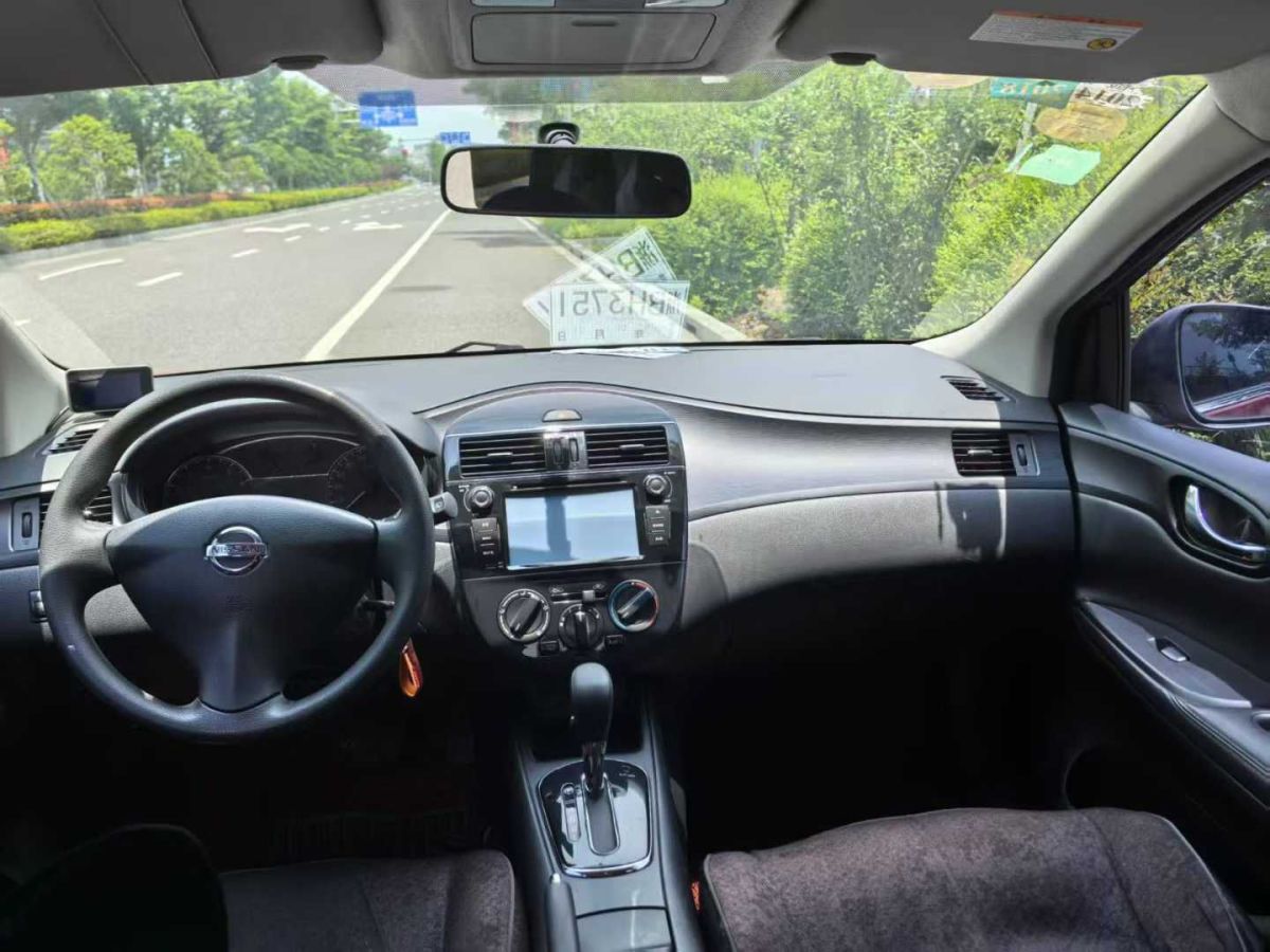 日產(chǎn) 騏達  2012款 1.6T GTS極速限量版圖片