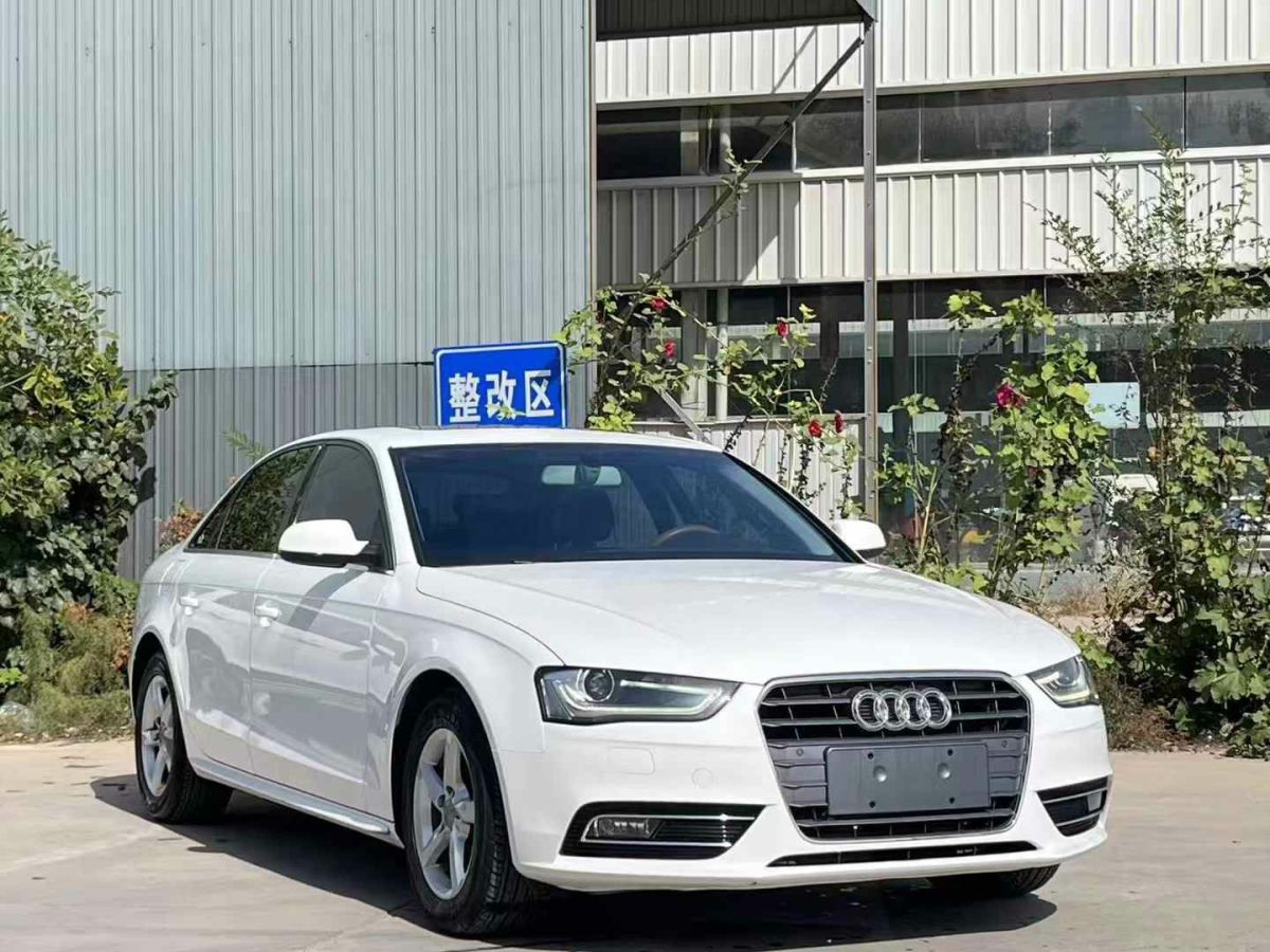 2015年1月奧迪 奧迪A4L  2015款 A4L 30TFSI 舒適型