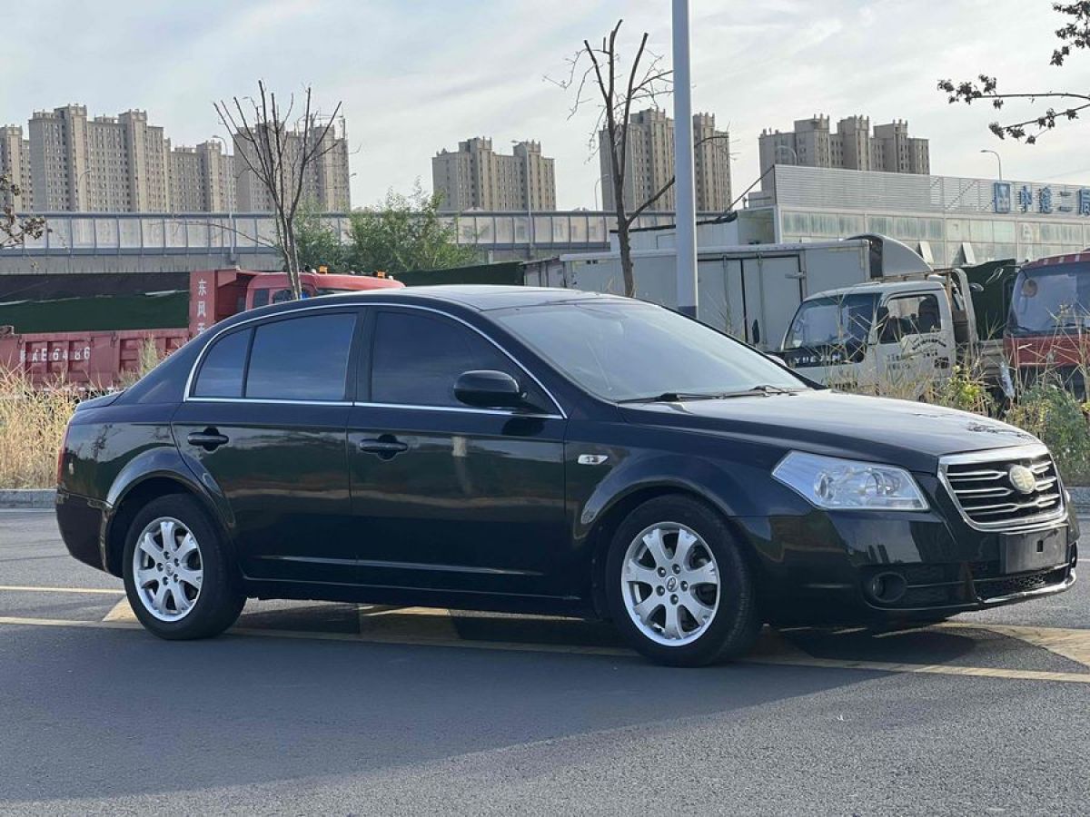 奔騰 B70  2011款 2.0L 自動豪華型圖片