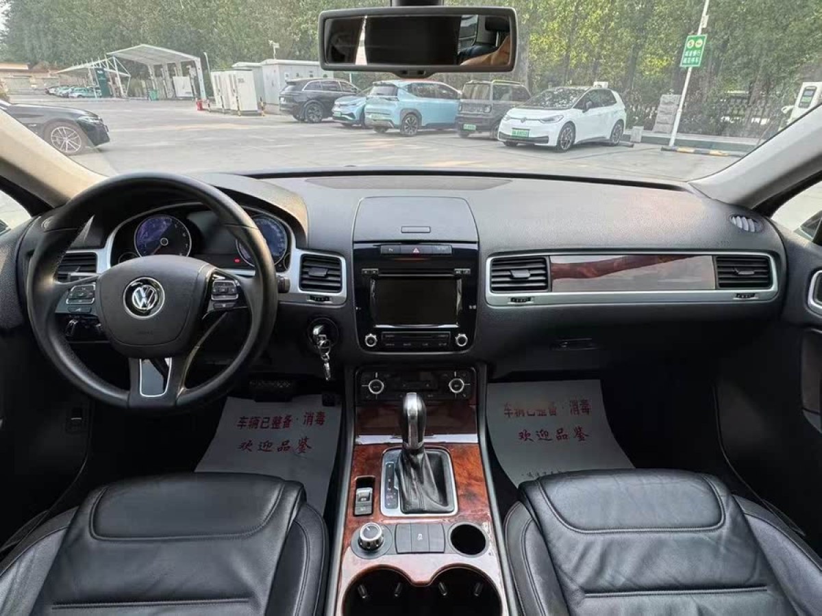 大眾 途銳  2011款 3.0TSI 標(biāo)配型圖片