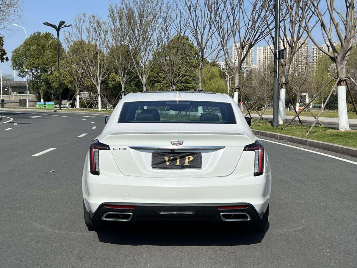 2023年3月凱迪拉克 CT5  2023款 28T 豪華型（標(biāo)準(zhǔn)版）