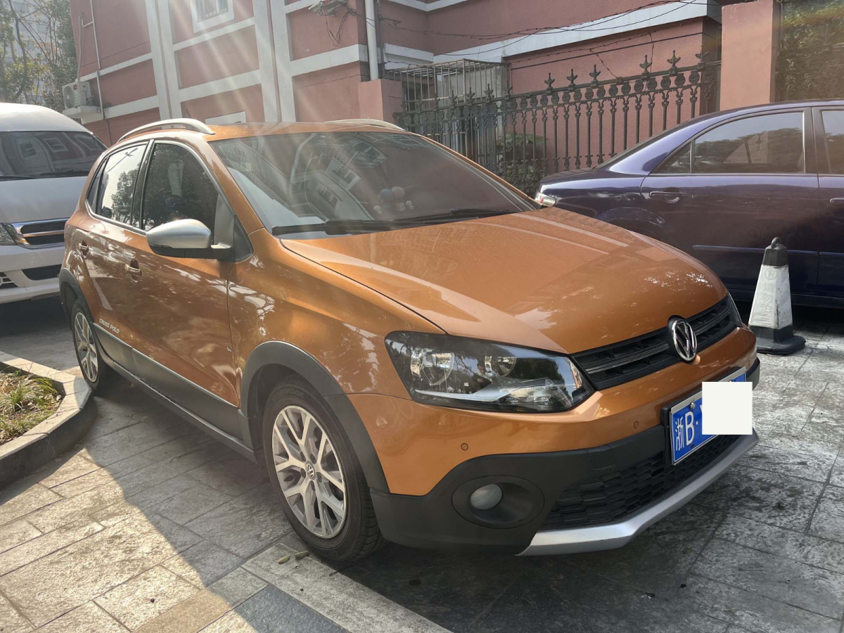 2015年10月大眾 Polo 1.6L Cross Polo 自動(dòng) 5萬(wàn)公里