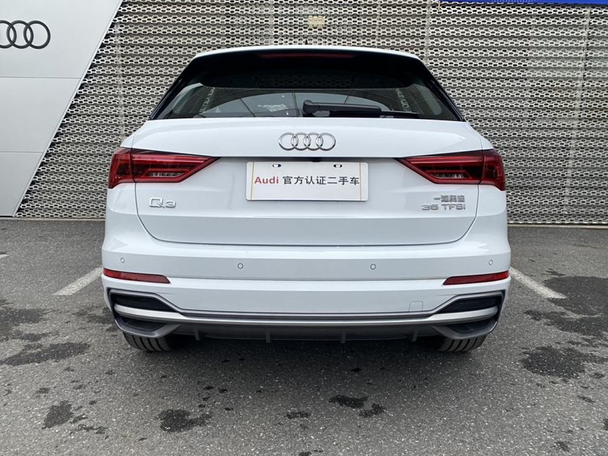 奧迪 奧迪Q3  2019款  35 TFSI 時尚動感型圖片