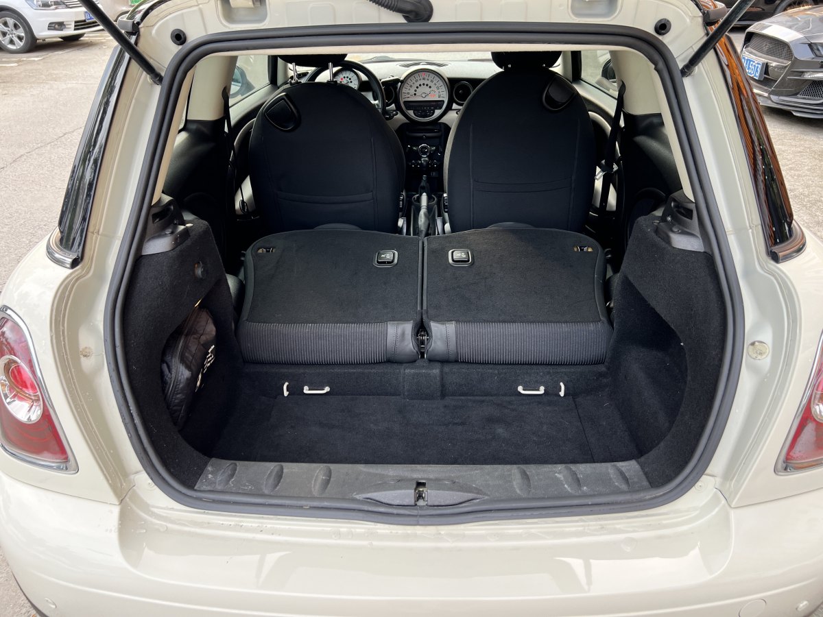 MINI COUNTRYMAN  2011款 1.6L COOPER Fun圖片