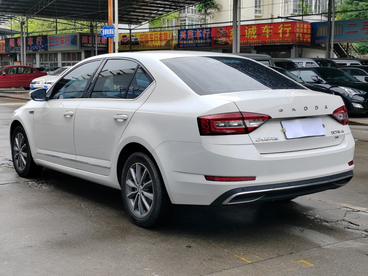 斯柯達(dá) 明銳  2020款 1.5L 自動(dòng)智行豪華版圖片