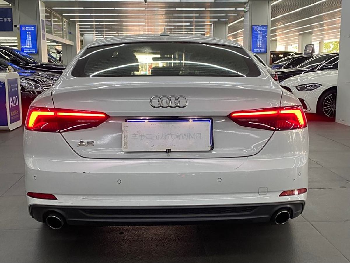 奧迪 奧迪A5  2019款 Sportback 40 TFSI 時(shí)尚型圖片