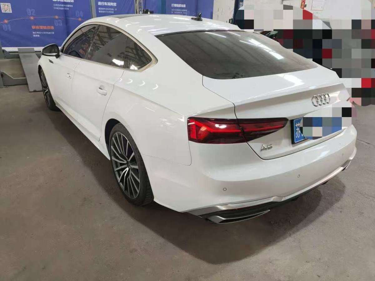 奧迪 奧迪A5  2023款 Sportback 40 TFSI quattro 豪華動(dòng)感型圖片